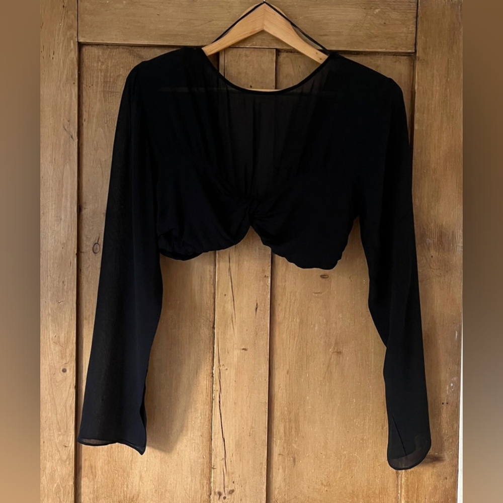 Zara Studio Cropped Long Sleeve Bralet